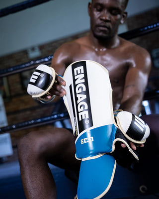 Engage E-series Shin Guards Blue/White